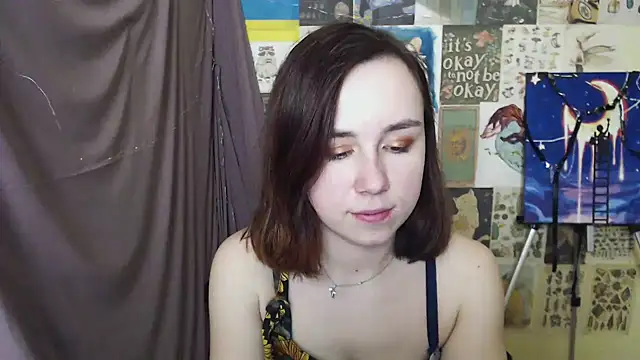 Snapshot of VeryVeryVeryShy_ chatting on March 1, 2025, 9:51 am VeryVeryVeryShy  online show from March 1, 2025, 9:51 am