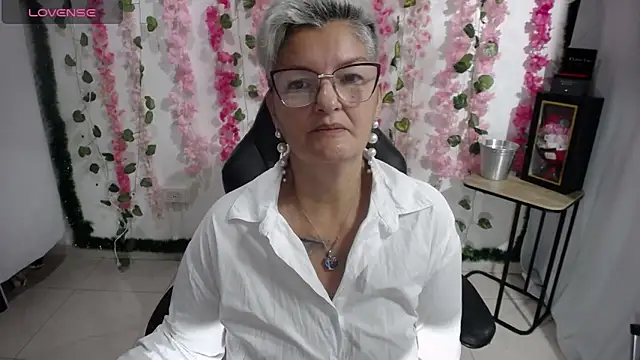 bety-cum2 online show from February 17, 2025, 11:13 am