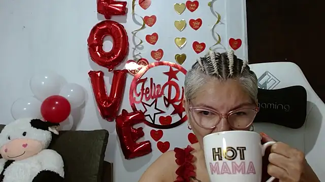 bety-cum2 online show from February 11, 2026, 9:31 am