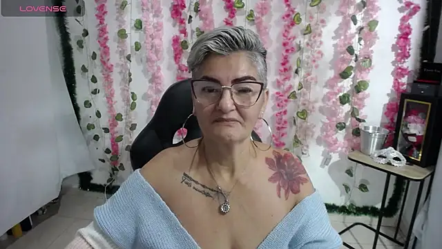 bety-cum2 online show from February 19, 2025, 8:55 am