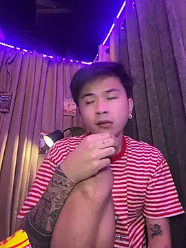 Sexy Handsome Drex online show from April 21, 2026, 3:18 pm