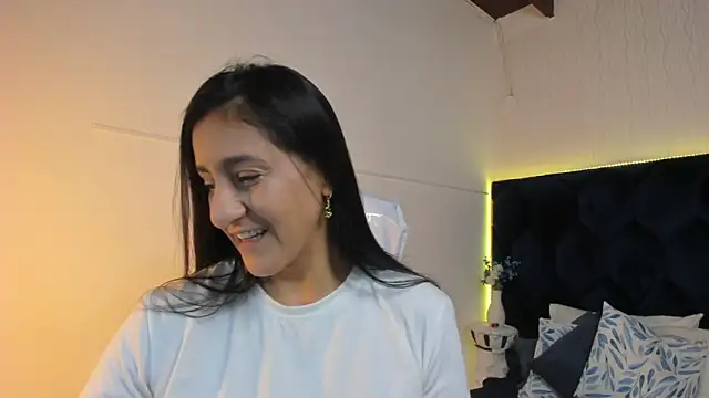 lauren fit online show from January 14, 2026, 6:33 pm