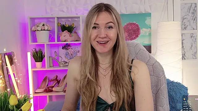 Hello Lisha online show from February 3, 2025, 8:35 am