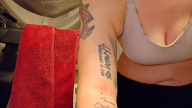 wetgerman 2 online show from December 19, 2025, 5:10 am