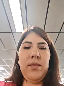 Snapshot of mady_gigi chatting on March 4, 2025, 12:33 pm mady gigi online show from March 4, 2025, 12:33 pm