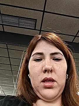 Snapshot of mady_gigi chatting on March 18, 2025, 11:33 am mady gigi online show from March 18, 2025, 11:33 am