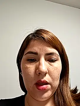 Snapshot of mady_gigi chatting on February 20, 2025, 6:35 pm mady gigi online show from February 20, 2025, 6:35 pm