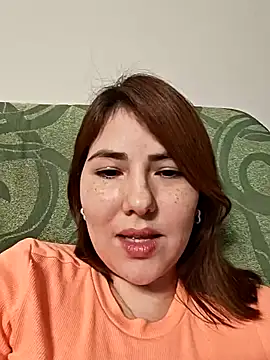 Snapshot of mady_gigi chatting on February 7, 2025, 7:38 pm mady gigi online show from February 7, 2025, 7:38 pm
