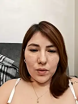 Snapshot of mady_gigi chatting on February 9, 2025, 8:13 pm mady gigi online show from February 9, 2025, 8:13 pm