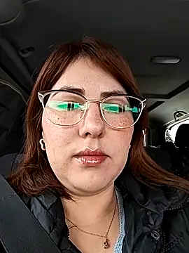 Snapshot of mady_gigi chatting on March 2, 2025, 10:37 am mady gigi online show from March 2, 2025, 10:37 am