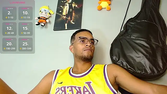 Snapshot of Bigcock_21cm_ chatting on October 14, 2025, 7:14 pm Bigcock 21cm online show from October 14, 2025, 7:14 pm