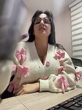 SWEETLILY18 online show from February 6, 2025, 11:20 am