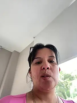 SWEETLILY18 online show from February 15, 2025, 4:34 pm