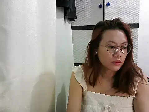 Snapshot of crizzybel chatting on September 21, 2025, 9:20 pm crizzybel online show from September 21, 2025, 9:20 pm