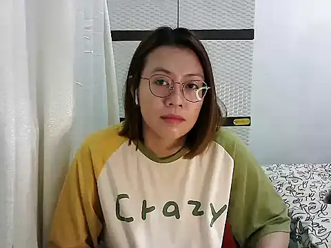 crizzybel online show from March 12, 2025, 8:08 am