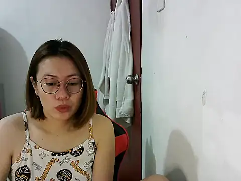 crizzybel online show from March 3, 2025, 12:23 am