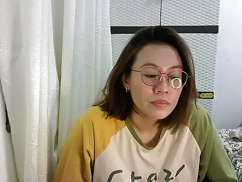 crizzybel online show from March 11, 2025, 11:33 am