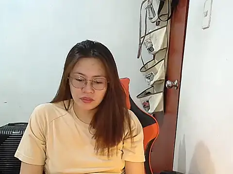 crizzybel online show from May 21, 2026, 1:08 pm