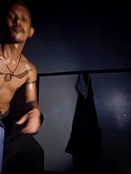 Snapshot of inc25cb@xh chatting on December 17, 2024, 1:18 am inc25cbxh online show from December 17, 2024, 1:18 am