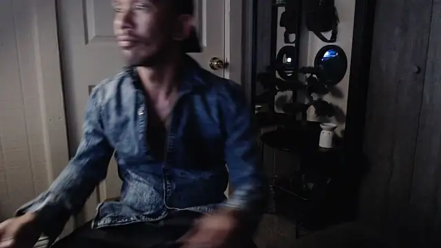 Snapshot of inc25cb@xh chatting on March 6, 2025, 7:54 pm inc25cbxh online show from March 6, 2025, 7:54 pm