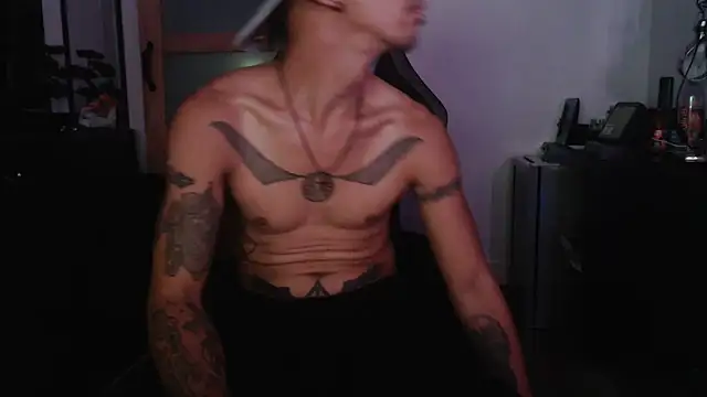 Snapshot of inc25cb@xh chatting on October 25, 2025, 4:55 am inc25cbxh online show from October 25, 2025, 4:55 am