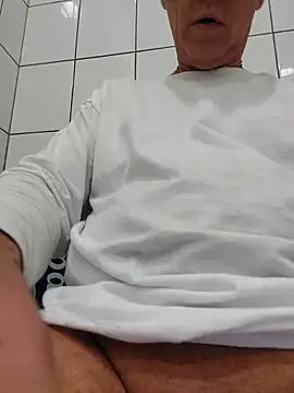 MWM49 online show from November 13, 2025, 8:07 am