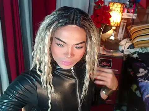 Snapshot of Asianboybig1_Daniel chatting on October 16, 2025, 1:30 pm Asianboybig1 Daniel online show from October 16, 2025, 1:30 pm