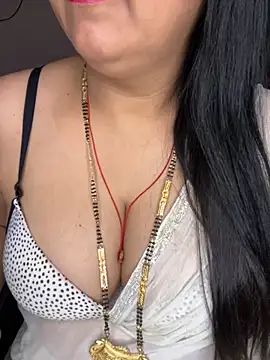 Snapshot of Zoya_Varma004 chatting on October 26, 2025, 9:53 am Zoya Varma004 online show from October 26, 2025, 9:53 am