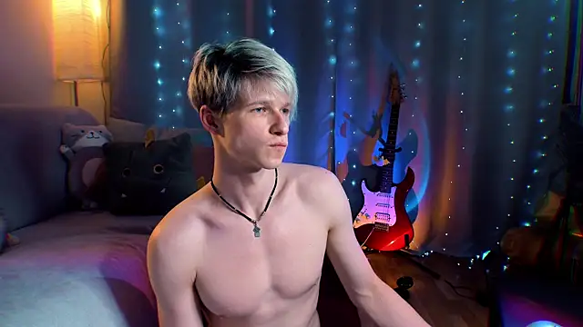 Breston Sweet online show from February 16, 2026, 9:02 pm