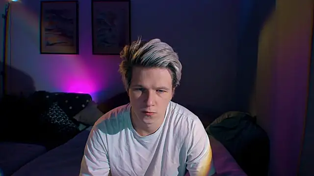 Breston Sweet online show from September 19, 2025, 7:29 pm