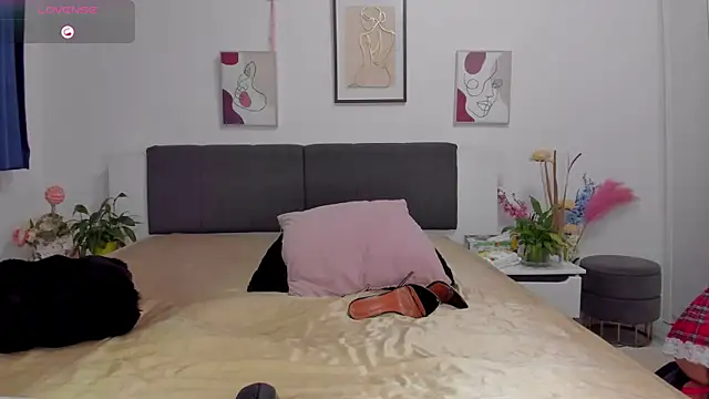 Snapshot of Almatoys chatting on September 28, 2025, 5:42 pm Almatoys online show from September 28, 2025, 5:42 pm