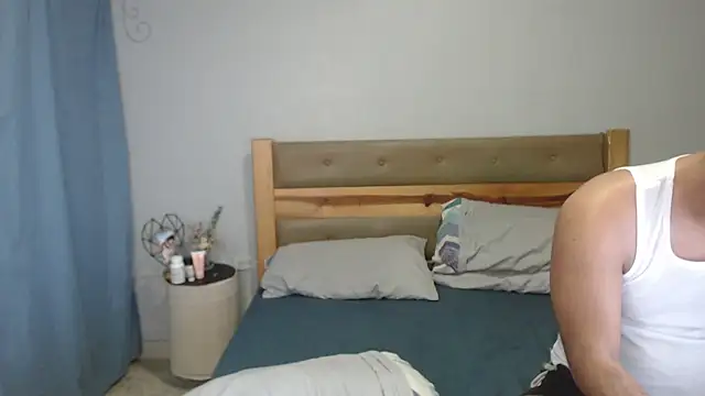 Snapshot of couplesex_ve chatting on October 10, 2025, 1:01 pm couplesex ve online show from October 10, 2025, 1:01 pm