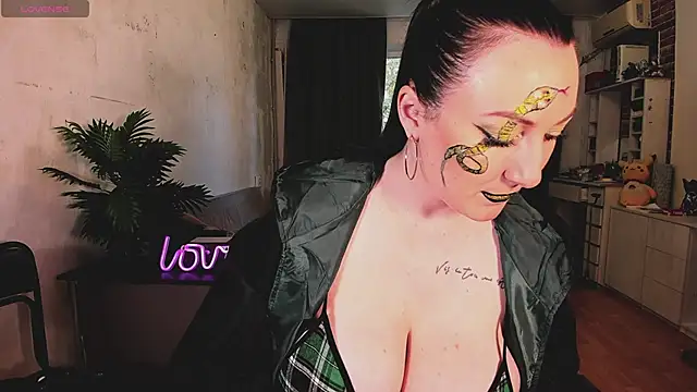 Mira Xo  online show from October 17, 2025, 10:50 am