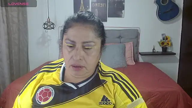 Keyla01  online show from June 27, 2026, 6:14 pm