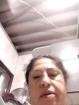 Snapshot of Keyla01_ chatting on December 15, 2025, 9:48 am Keyla01 online show from December 15, 2025, 9:48 am