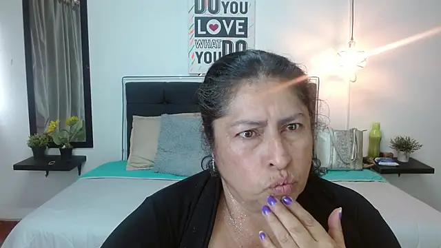 Snapshot of Keyla01_ chatting on October 31, 2025, 2:46 pm Keyla01 online show from October 31, 2025, 2:46 pm