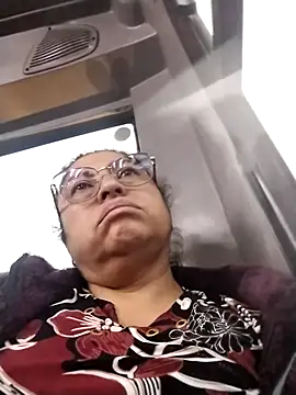 Snapshot of Keyla01_ chatting on December 3, 2025, 10:47 am Keyla01 online show from December 3, 2025, 10:47 am