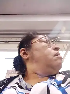 Snapshot of Keyla01_ chatting on November 26, 2025, 11:21 am Keyla01 online show from November 26, 2025, 11:21 am