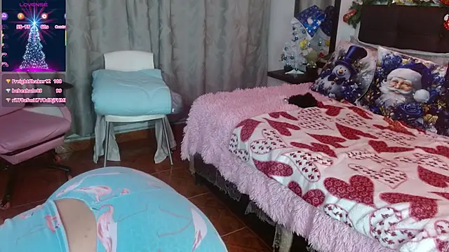 Snapshot of Keyla01_ chatting on December 22, 2025, 4:12 am Keyla01 online show from December 22, 2025, 4:12 am