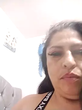 Snapshot of Keyla01_ chatting on October 26, 2025, 6:25 am Keyla01 online show from October 26, 2025, 6:25 am