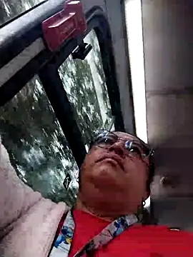 Snapshot of Keyla01_ chatting on November 15, 2025, 11:03 am Keyla01 online show from November 15, 2025, 11:03 am