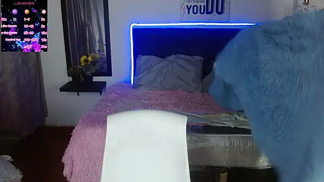 Keyla01  online show from March 2, 2026, 6:14 am