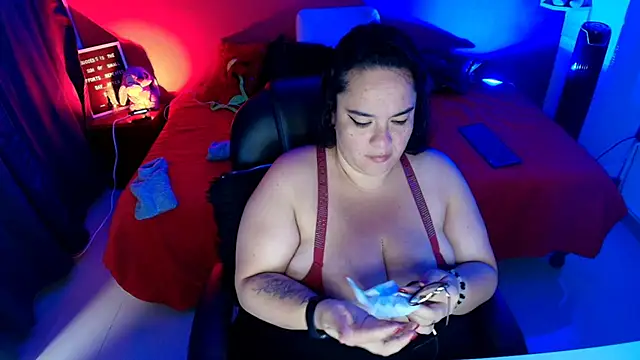 lulubigtitts1 online show from January 11, 2026, 4:25 pm