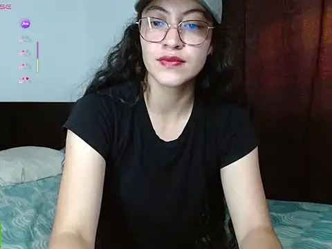 Olivia Bright online show from May 31, 2026, 6:09 pm