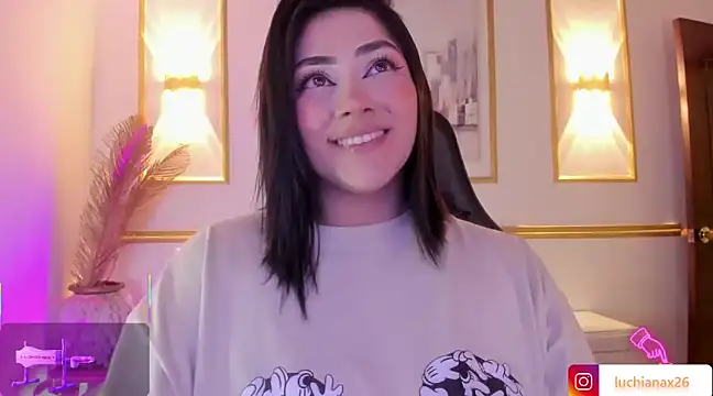 Snapshot of lucy26_ chatting on March 11, 2025, 5:24 am lucy26  online show from March 11, 2025, 5:24 am