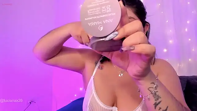 Snapshot of lucy26_ chatting on October 17, 2025, 1:53 am lucy26  online show from October 17, 2025, 1:53 am