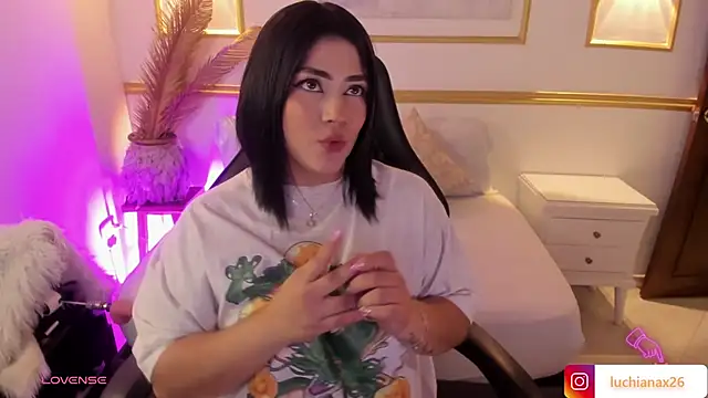 Snapshot of lucy26_ chatting on March 2, 2025, 5:12 am lucy26  online show from March 2, 2025, 5:12 am