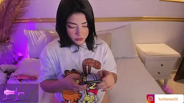 Snapshot of lucy26_ chatting on March 21, 2025, 2:18 am lucy26  online show from March 21, 2025, 2:18 am