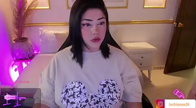 Snapshot of lucy26_ chatting on March 11, 2025, 2:21 am lucy26  online show from March 11, 2025, 2:21 am