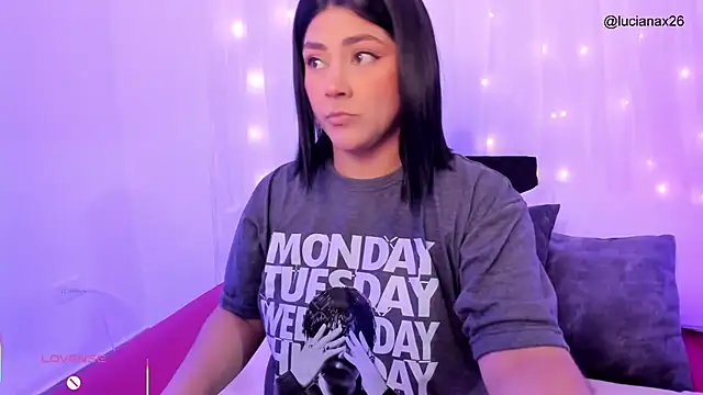 Snapshot of lucy26_ chatting on October 31, 2025, 3:03 am lucy26  online show from October 31, 2025, 3:03 am